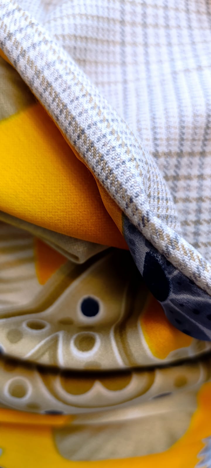 Golden Zephyro Stole