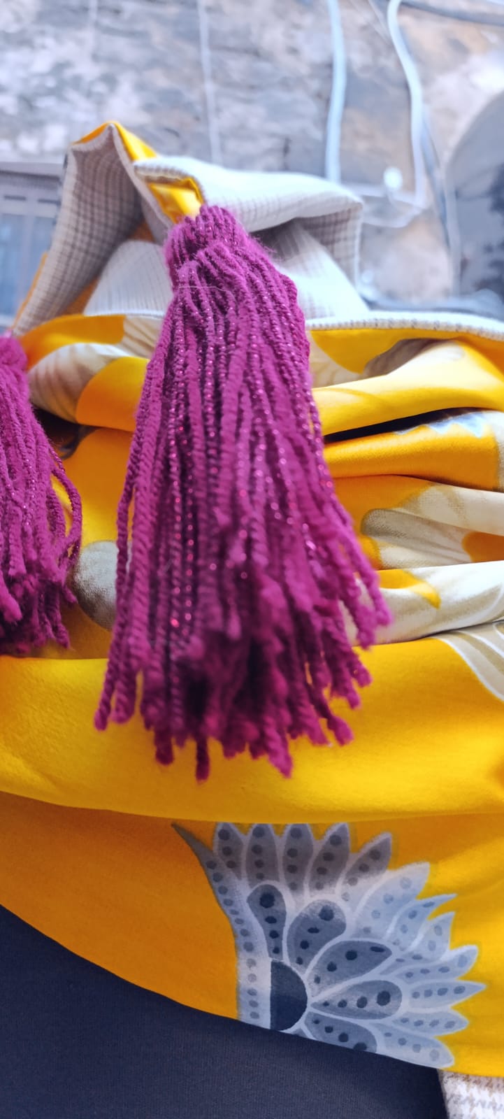 Golden Zephyro Stole